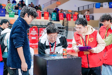说明: G:\学生竞赛\2023\成果收集\工训大赛\竞赛图片\工创大赛垃圾分类国赛照片-吉林大学\013.jpg